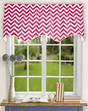 Reston Scalloped Valance