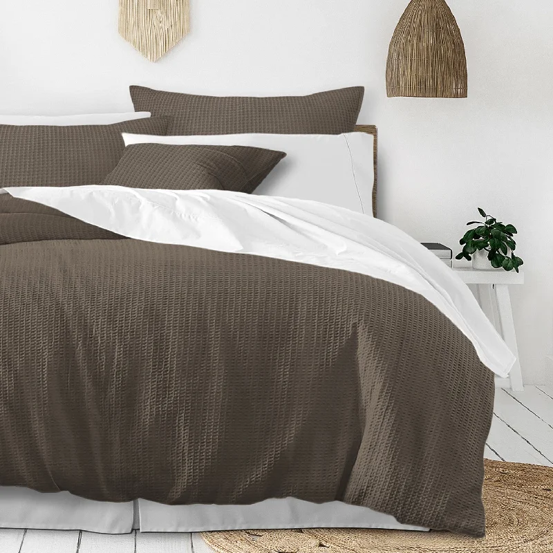 Classic Waffle Mocca Bedding