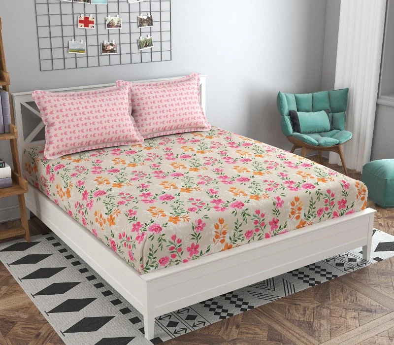 One Floral Print Bedsheet With 2 Contrast Pillow Covers